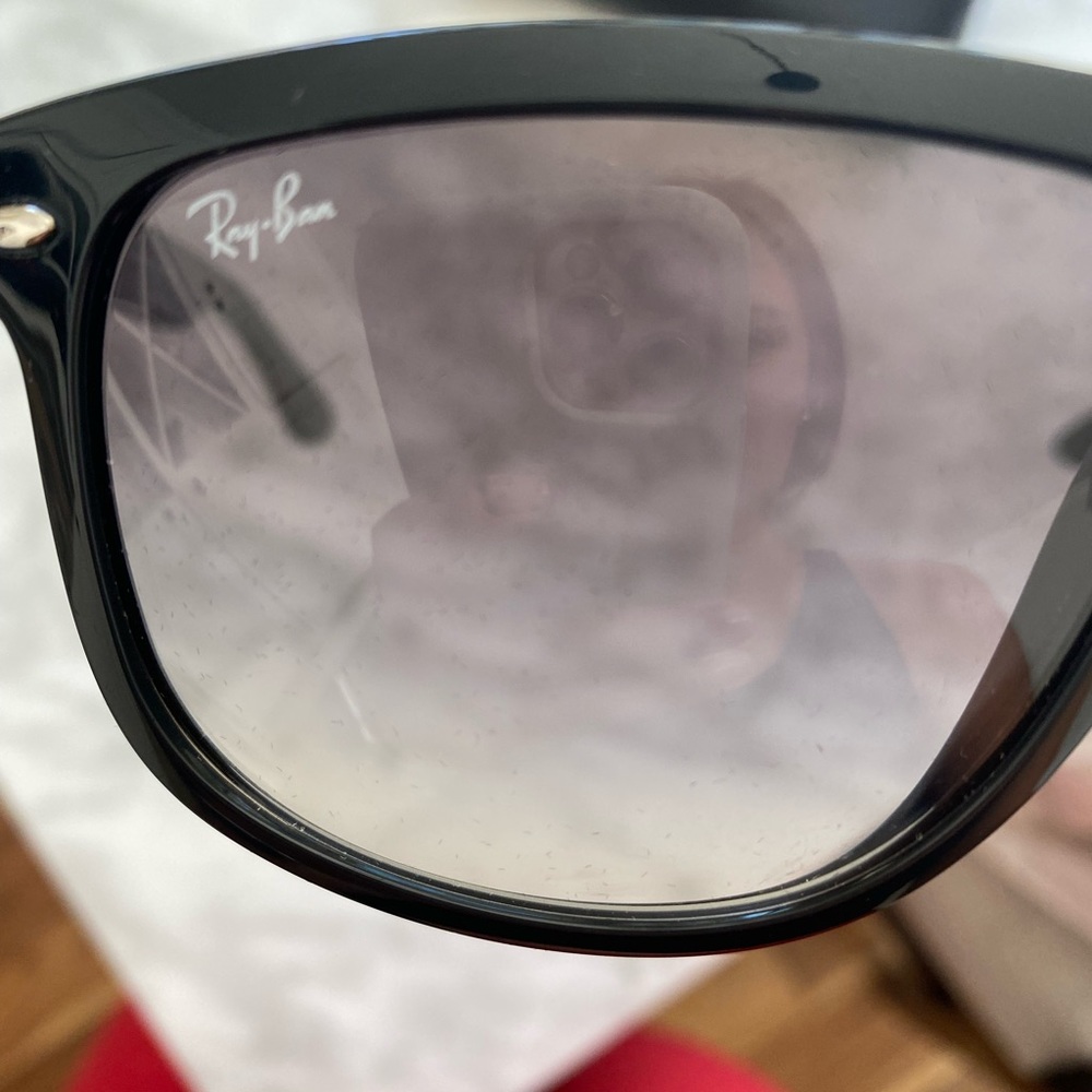Ray Ban’s - Picture 3 of 4